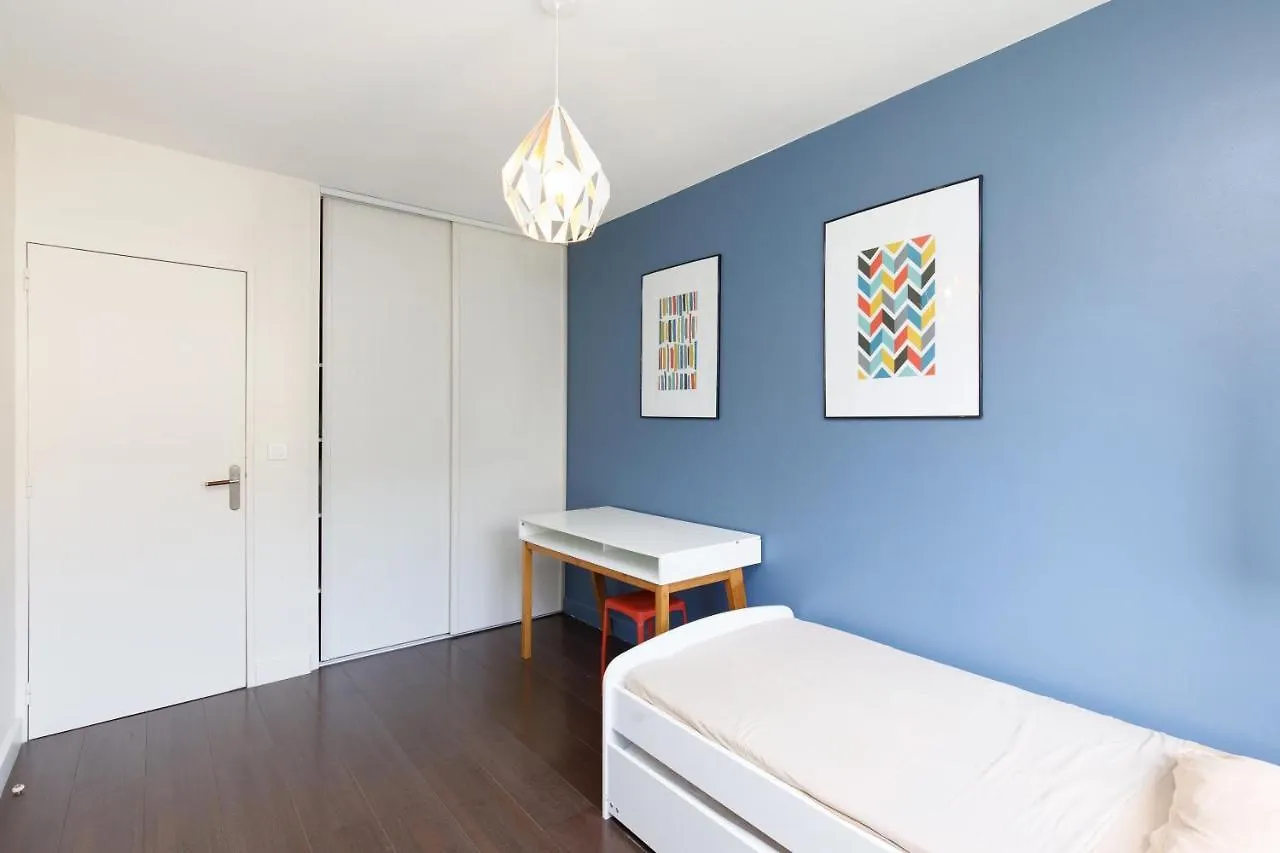 Apartment Appartement 3P 71 M2 Avec Parking Gratuit A Cannes